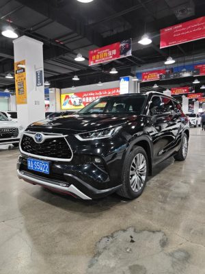 TOYOTA HIGHLANDER HYBRID Premium Edition 2022