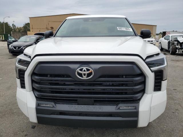 TOYOTA TUNDRA CREWMAX SR 2024
