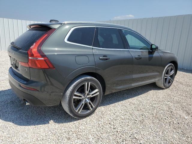 VOLVO XC60 T5 MOMENTUM 2019