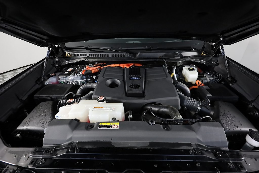 Toyota Sequoia Capstone 2023