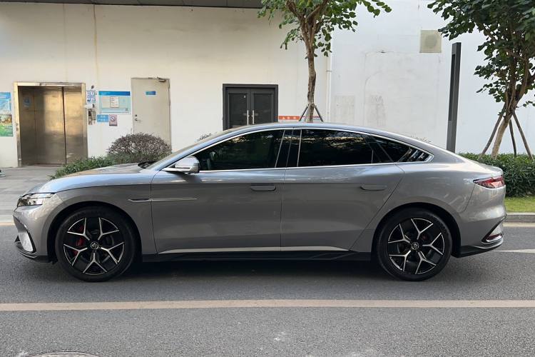 BYD Han EV 2022