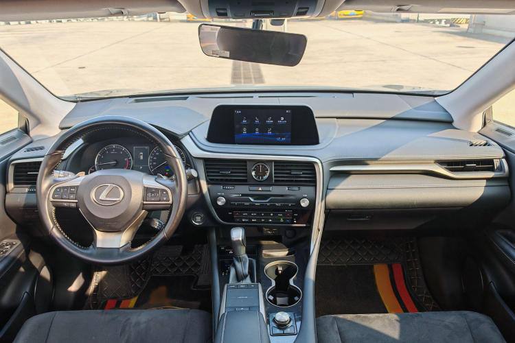 LEXUS RX 300 2020