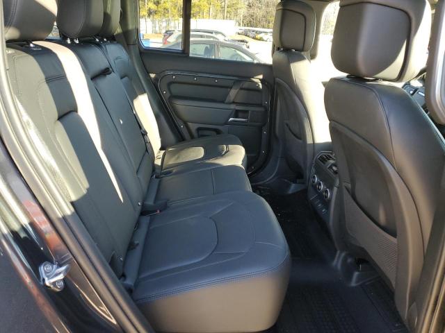 LAND ROVER DEFENDER 110 X-DYNAMIC SE 2024