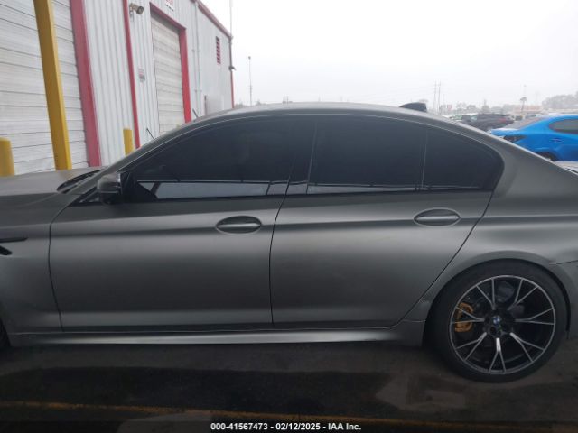 BMW M5 2021