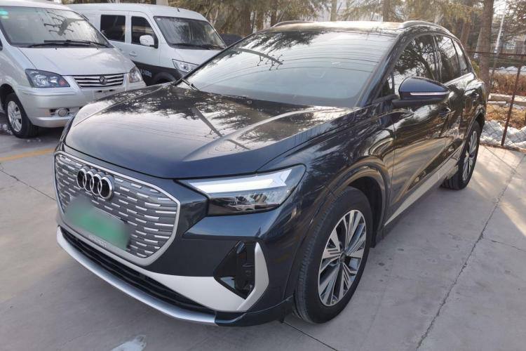 AUDI Q4 E-TRON 2023