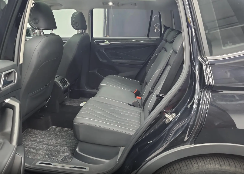 Volkswagen Tiguan L 2023