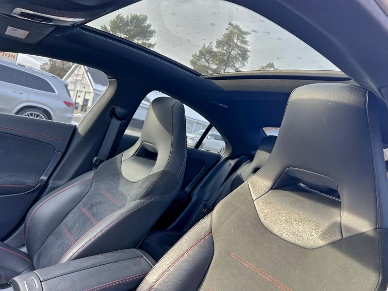 MERCEDES-BENZ CLA 250 4MATIC 2022