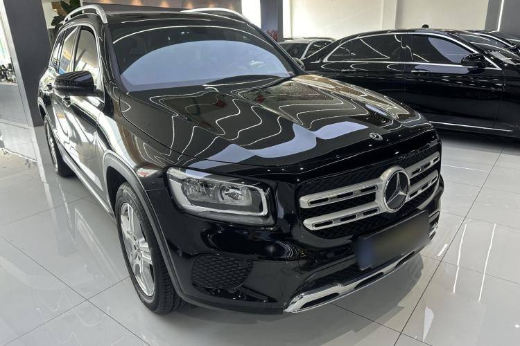 MERCEDES-BENZ GLB 180 2020