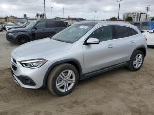 MERCEDES-BENZ GLA 250 4MATIC 2021