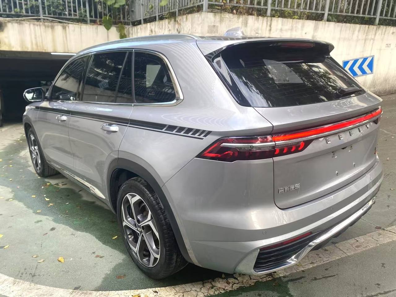 Geely Monjaro 2021