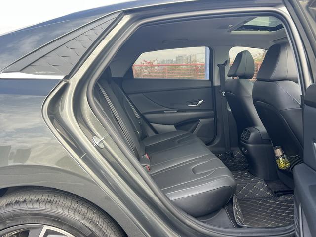 HYUNDAI ELANTRA 2023