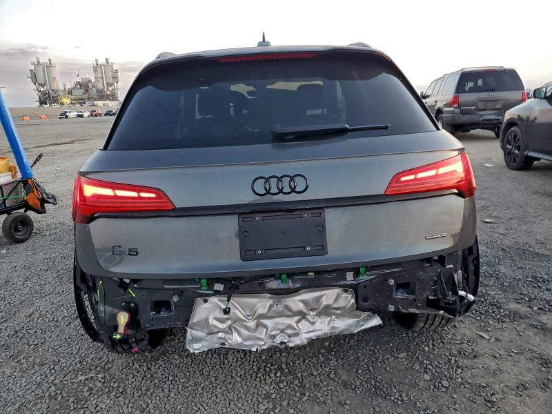 AUDI Q5 E PREMIUM PLUS 55 2025