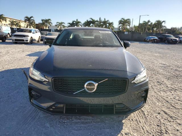 VOLVO S60 CORE 2023