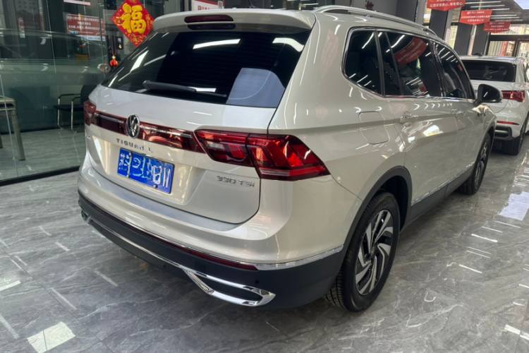 Volkswagen Tiguan L 2022