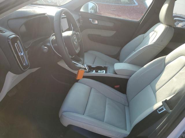 VOLVO XC40 PLUS 2023