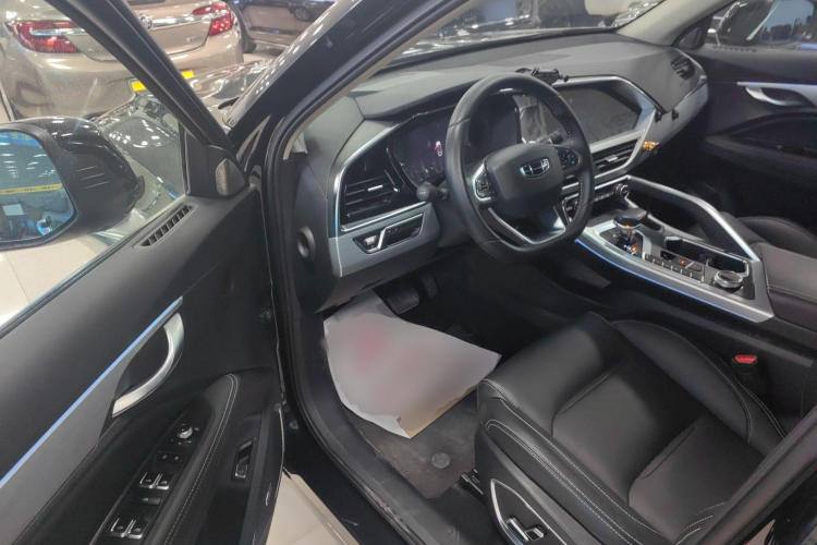 Geely Tugella 2019