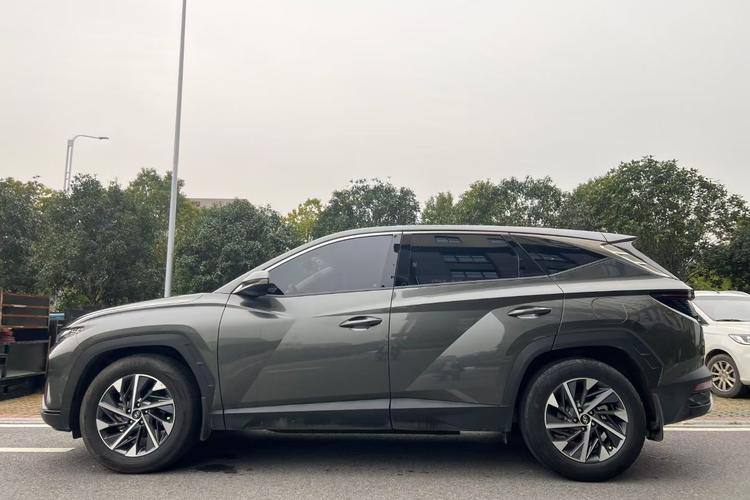 HYUNDAI TUCSON L 2021