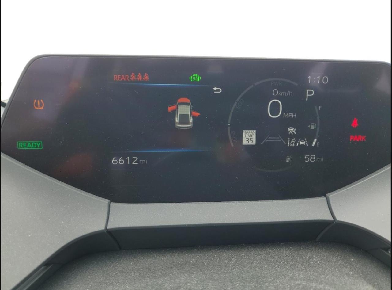 TOYOTA PRIUS LE 2024