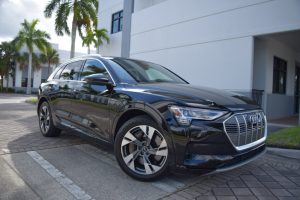 Audi e-tron Premium 2022