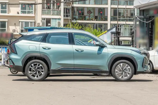 Geely Atlas Boyue L 2025