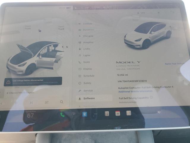 TESLA MODEL Y 2024