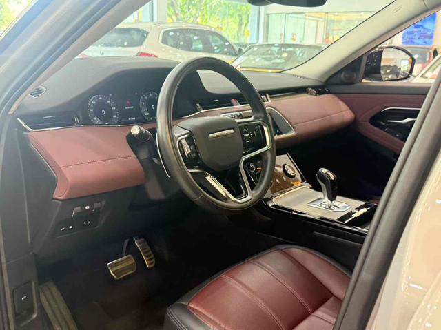 LAND ROVER EVOQUE L P300e 2023