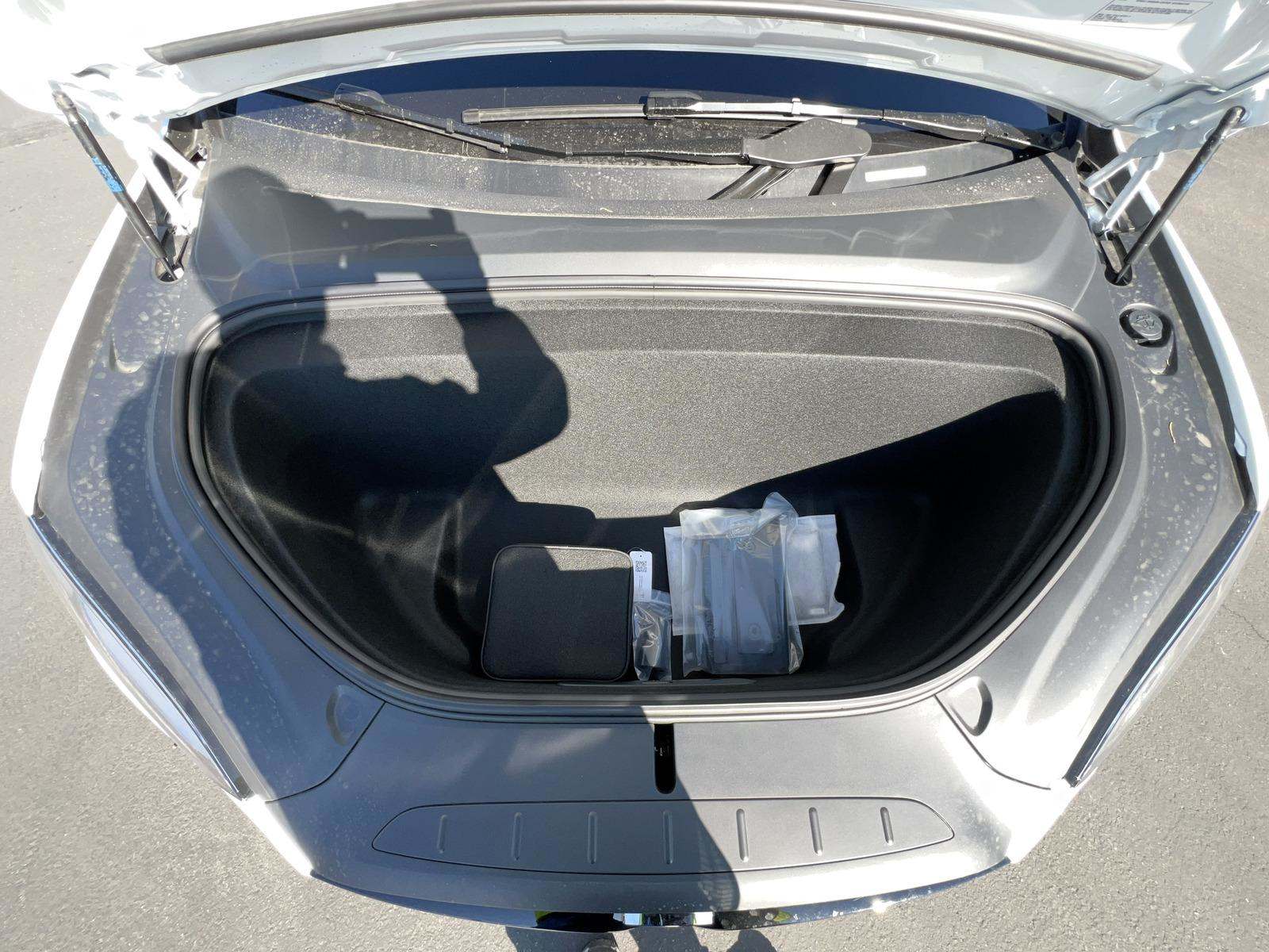 Tesla Model X 4D SUV 2023