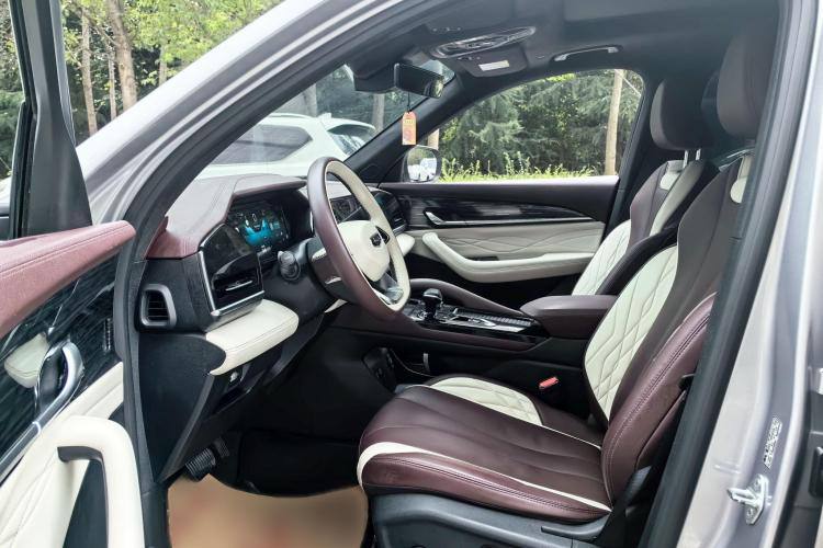 Geely Monjaro 2021