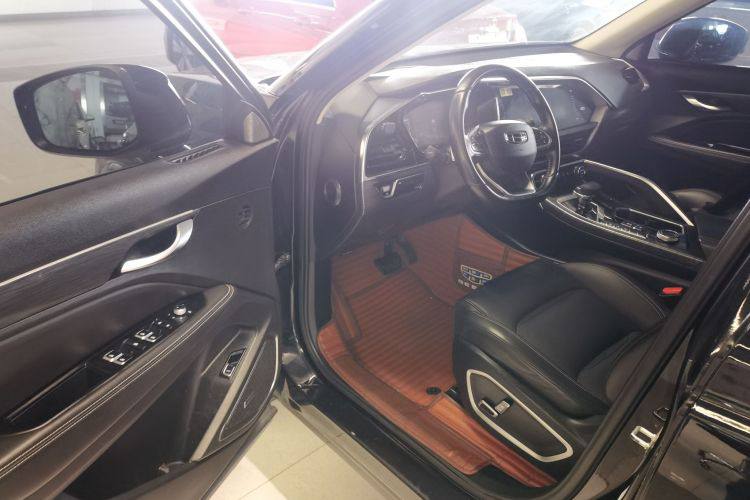 Geely Tugella 2020