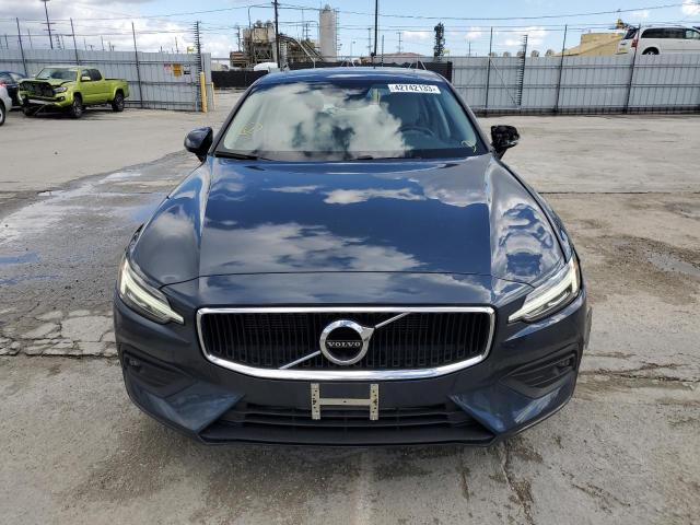 VOLVO S60 T5 MOMENTUM 2021