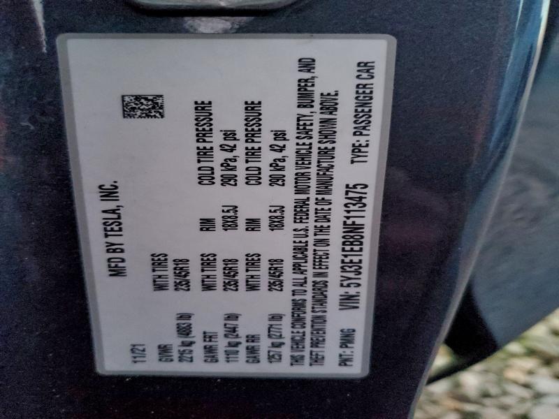 TESLA MODEL 3 2022