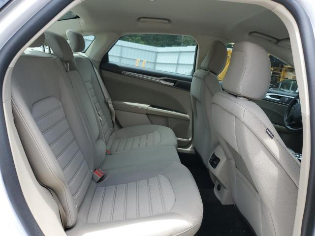 FORD FUSION SE 2020