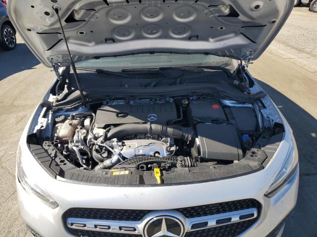 MERCEDES-BENZ GLA 250 4MATIC 2021