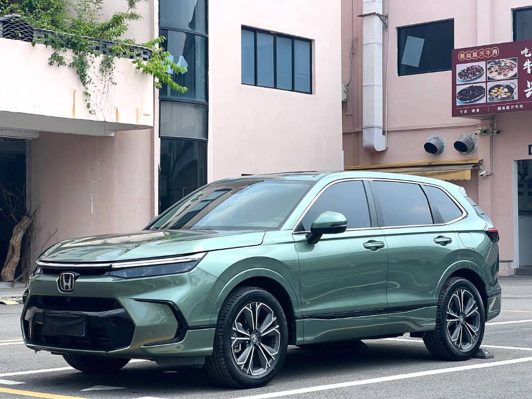 HONDA BREEZE PREMIUM 2023