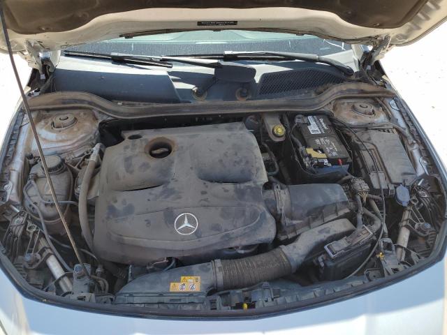 MERCEDES-BENZ CLA 250 2018