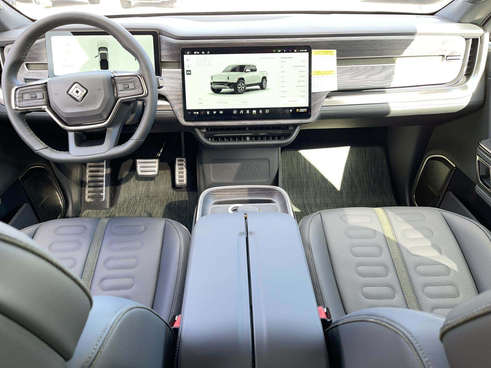 Rivian R1T Adventure Package 2022