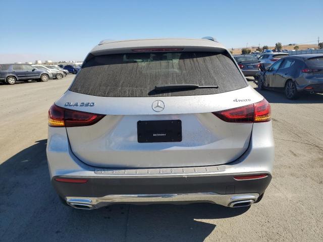 MERCEDES-BENZ GLA 250 4MATIC 2021
