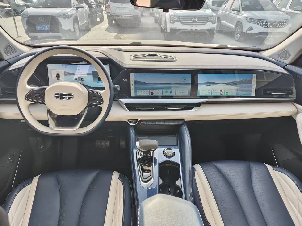 Geely Monjaro HI-F 2022