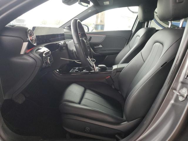 MERCEDES-BENZ A 220 2021