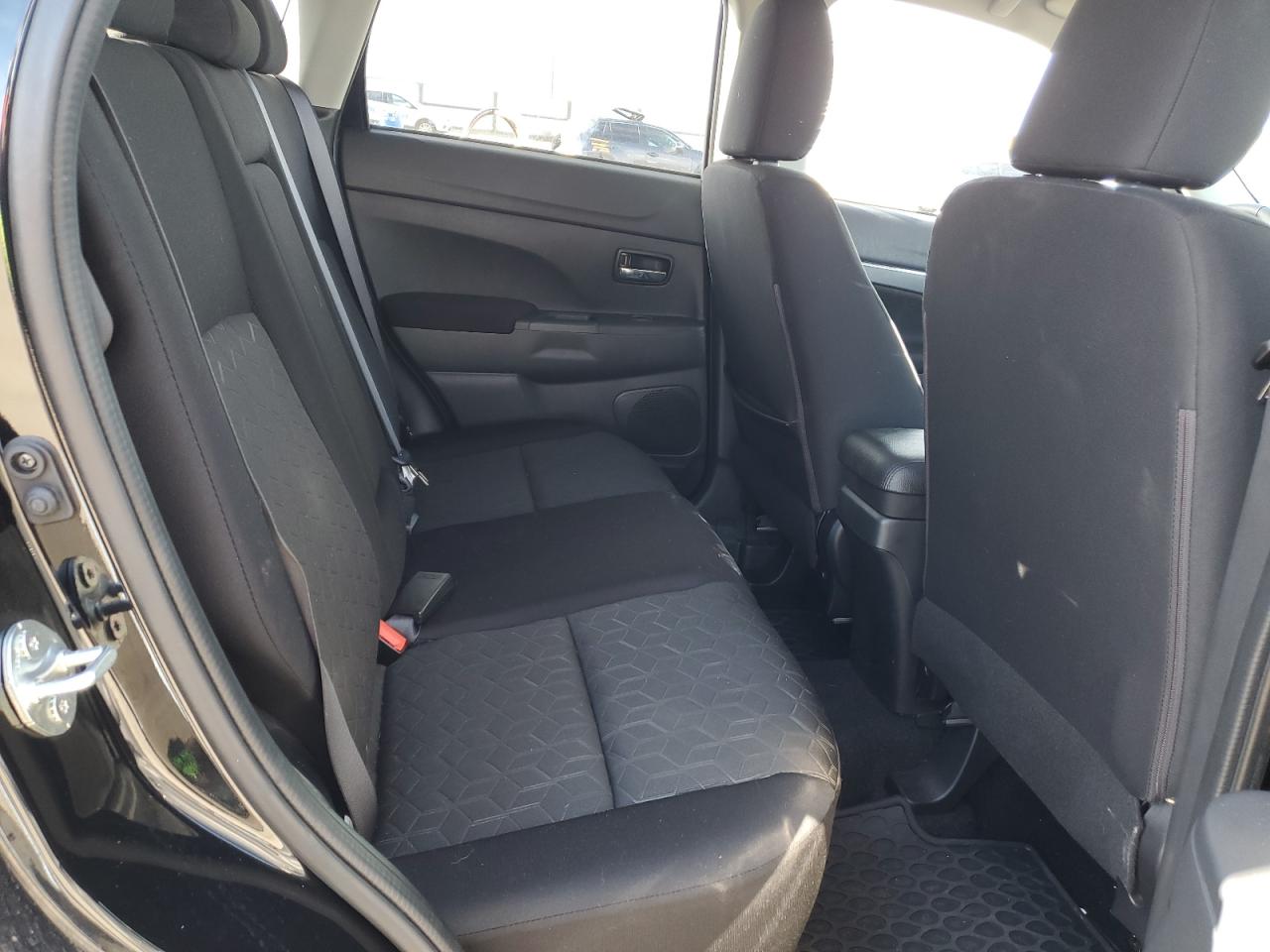 MITSUBISHI OUTLANDER SPORT ES 2021