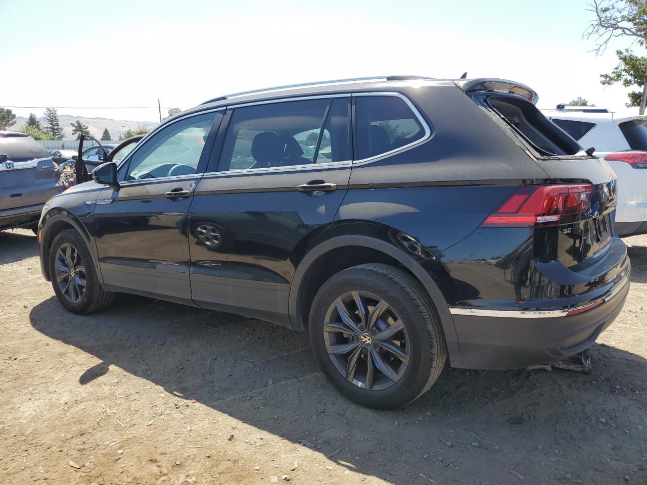 VOLKSWAGEN TIGUAN SE 2023