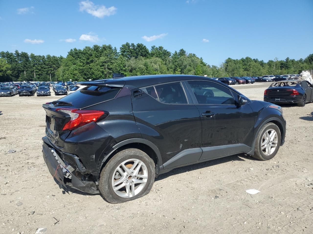 TOYOTA C-HR XLE 2021