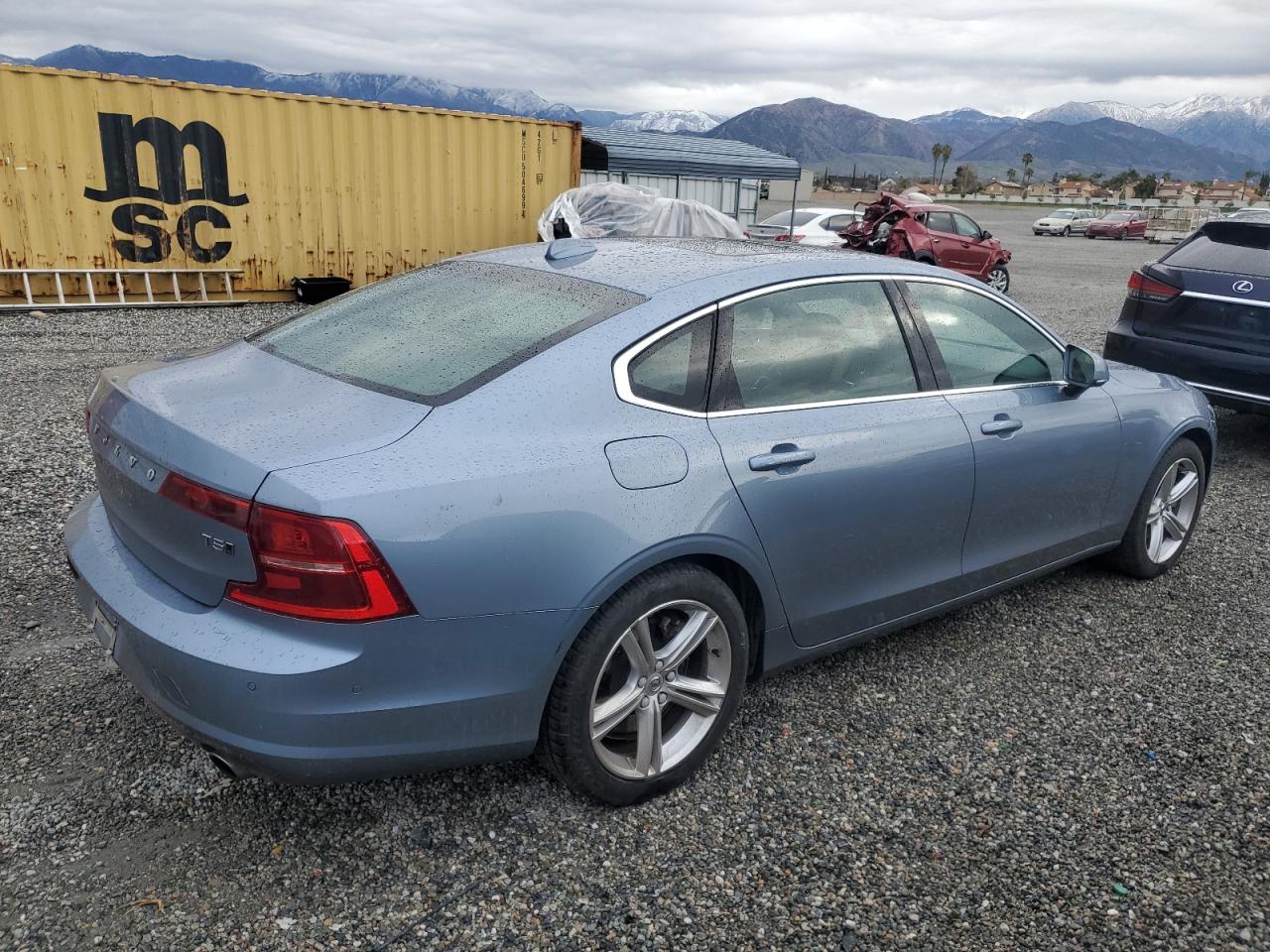 VOLVO S90 T5 MOMENTUM 2018
