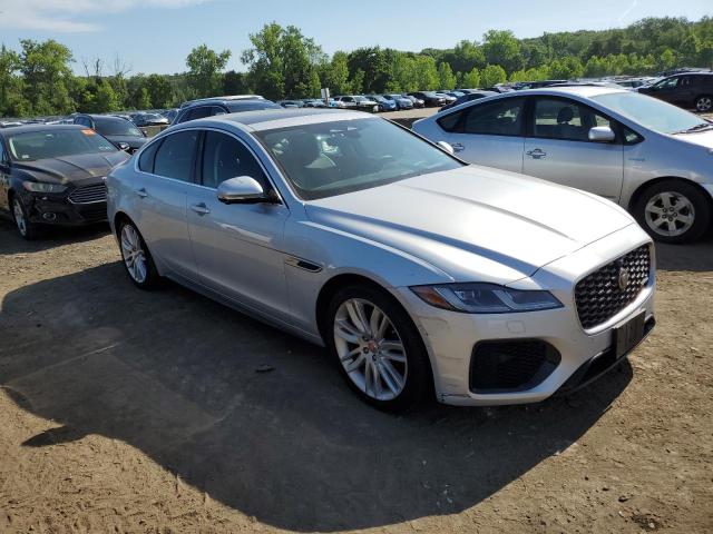 JAGUAR XF R-DYNAMIC SE 2021