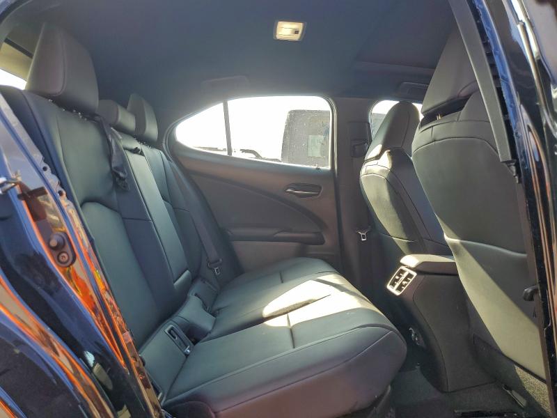 LEXUS UX 250H PREMIUM 2023