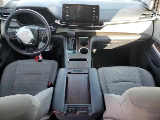 TOYOTA SIENNA LE 2023