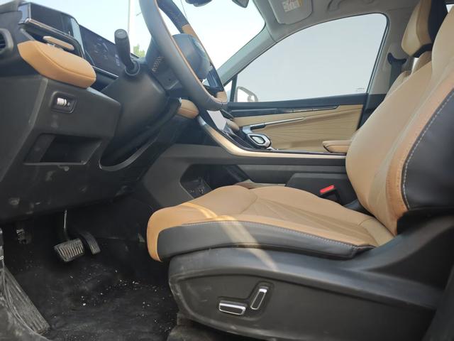 GEELY BOYUE L 2023