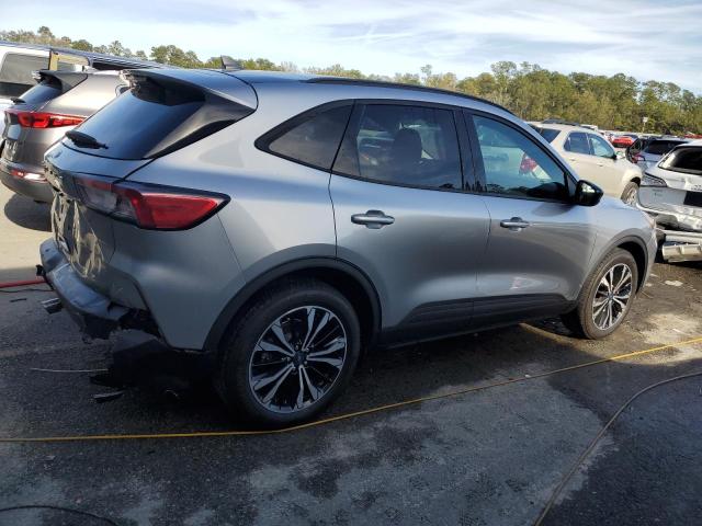 FORD ESCAPE SE 2022