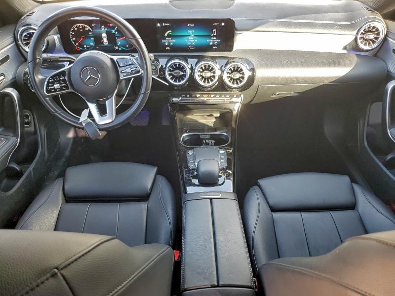 MERCEDES-BENZ CLA 250 2021