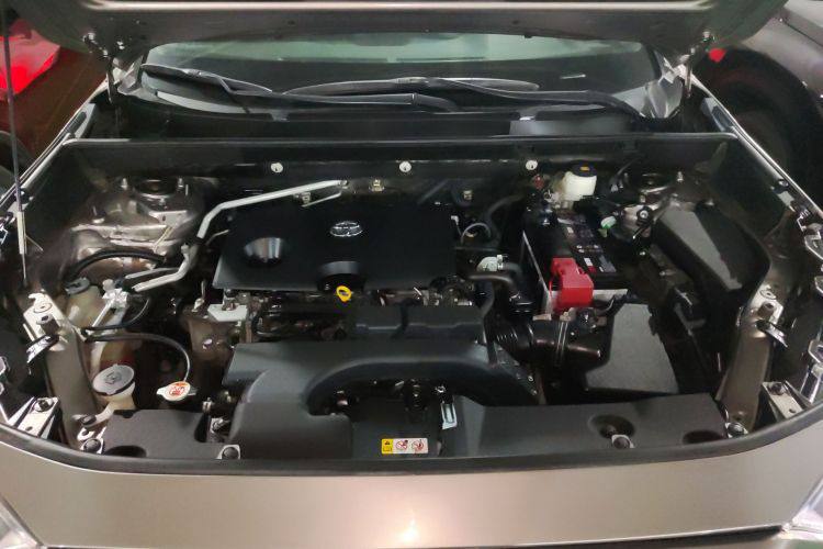 TOYOTA RAV4 2020